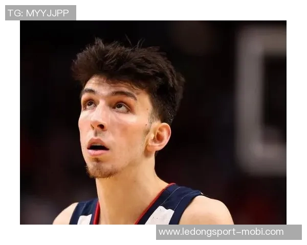 文班谈与霍姆格伦的关系强调两人风格不同不具可比性